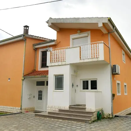Apartamento Bella Sinj