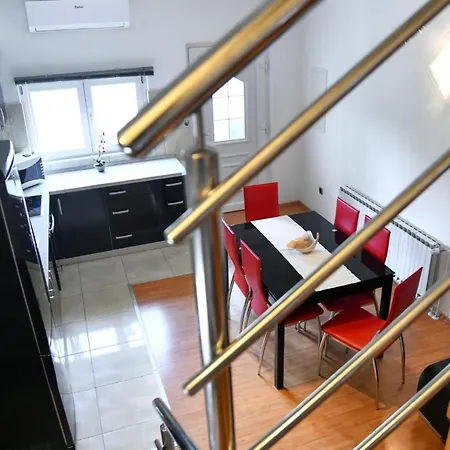 Bella Appartement Sinj