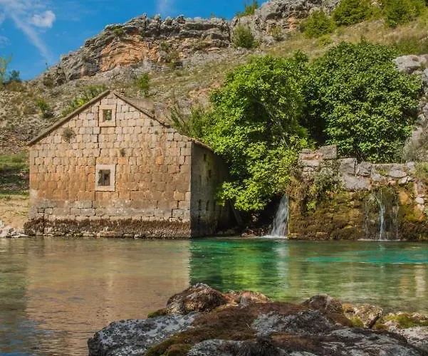 Bella アパート *