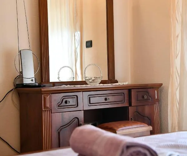 Bella アパート シニ